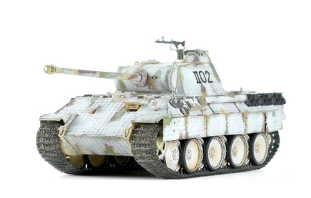 GERMAN MEDIUM TANK PANTHER 1:35 | TS-046 MENG