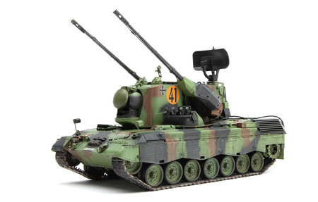 GERMAN FLAKPANZER GEPARD 1:35 | TS-030 MENG