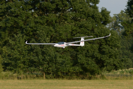 Motoszybowiec Kavan 304TS TwinShark 2700mm ARF Samolot Zdalnie Sterowany Model RC | KAV02.8077