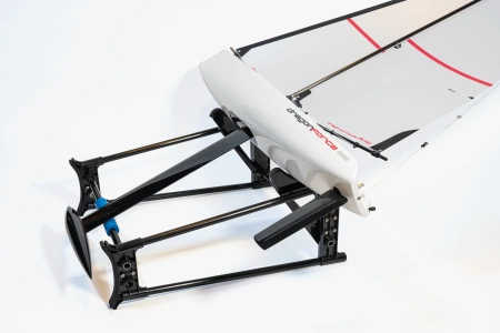 Dragon Force 65 V8 2,4GHz RTR Żaglówka Zdalnie Sterowana Model RC Wysokość 1338mm Długość 650mm | 4ST308815V8 JOYSWAY