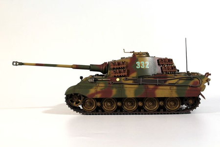 Pz.Kpfw.VI Ausf.B Konigstiger with Henschel Turret (100% new molds) 1:35 | ICM 35363
