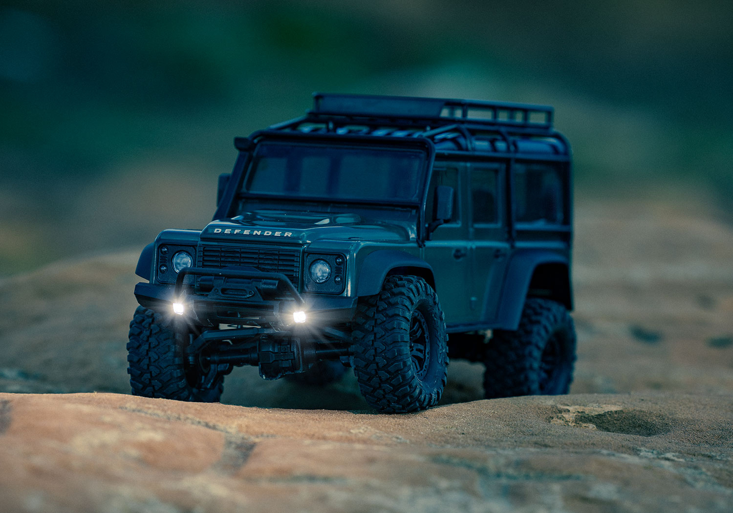 TRX-4M Land Rover Defender 1:18 Różowy | 97054-1-PINK TRAXXAS pol_pl_TRX-4M-Land-Rover-Defender-1-18-Rozowy-97054-1-PINK-TRAXXAS-1016884_3