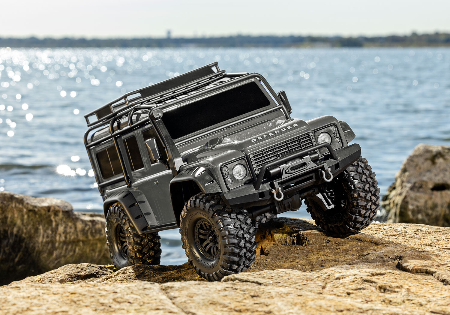 Traxxas TRX-4 Land Rover Defender 1:10 Czerwony Samochód Zdalnie Sterowany Model RC | 82256-4-RED pol_pl_Traxxas-TRX-4-Land-Rover-Defender-1-10-Czerwony-Samochod-Zdalnie-Sterowany-Model-RC-82256-4-RED-1014950_29
