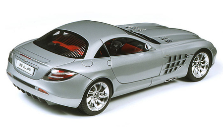 Mercedes-Benz SLR McLaren 1:24 | 24290 TAMIYA