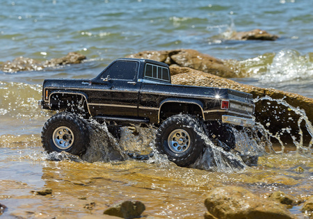 TRX-4 CHEVROLET K10 High Trail Edition 1/10 Czarny | 92056-4-BLK TRAXXAS