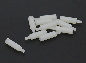 Dystans nylonowy 5,6x24mm M3 (10szt)