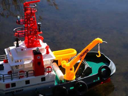 Holownik RC z armatką wodną - 2,4GHz - 3810 HENG LONG