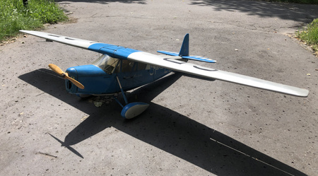 RWD-5R model spalinowy (1750mm)