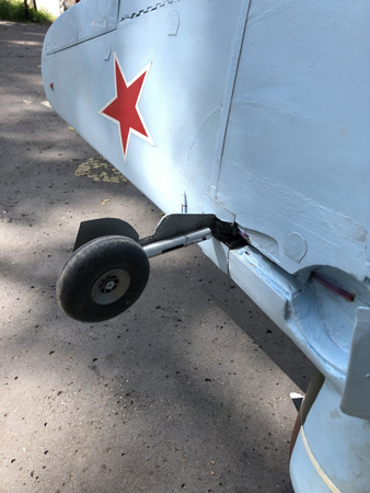 Ilyushin IL-2 (IŁ-2) Shturmovik model spalinowy (1600mm)