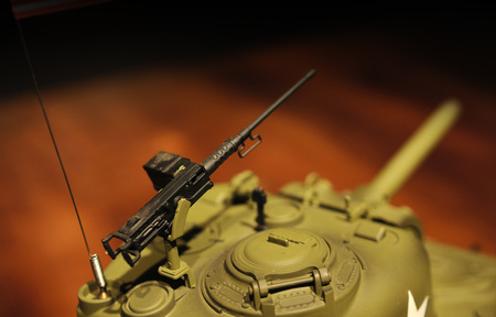 Czołg Zdalnie Sterowany U.S. Medium Tank M4A3 Sherman 1:16 RTR 2,4Ghz Model RC | 3898-1B HENG LONG