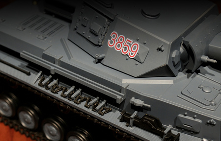 Czołg Zdalnie Sterowany German Panzerkampfwagen IV PzKpfw. IV Ausf. F2 Sd Kfz 161/1 1:16 RTR 2,4Ghz Model RC | 3859-1U HENG LONG