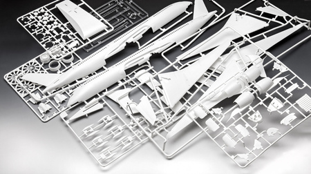 Airbus A350-900 Lufthansa New Livery 1:144 | 03881 Revell