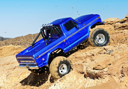 Traxxas TRX-4 Ford F-150 High Trail Edition 4X4 1:10 Niebieski Samochód Zdalnie Sterowany Model RC | 92046-4-BLUE