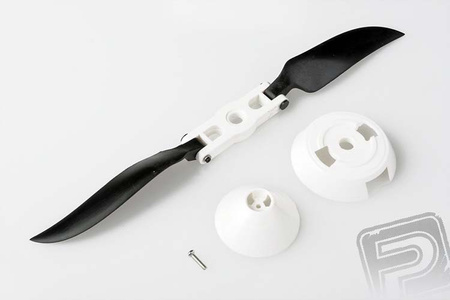 Gama 2100 - śmigło z kołpakiem - Pelikan