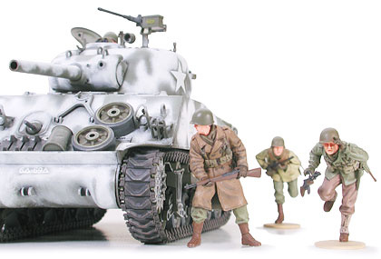 M4A3 Sherman 105mm Howitzer 1:35 | 35251 TAMIYA