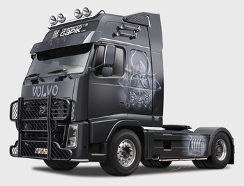 Volvo FH-16 XXL "Viking" | Italeri 3931