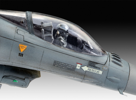 F-16 MLU Tiger Meet 2018 (model set) 1:72 | 63860 REVELL
