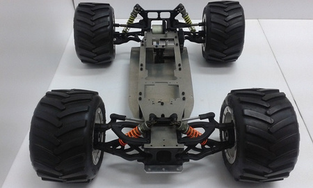 Specjalistyczna platforma jeżdżąca RC (1:5)