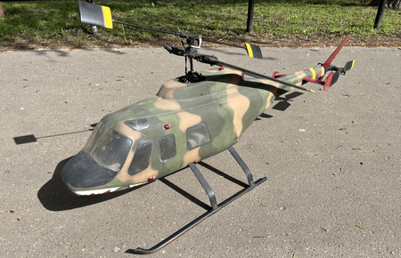 Helikopter spalinowy bojowy (1350mm)