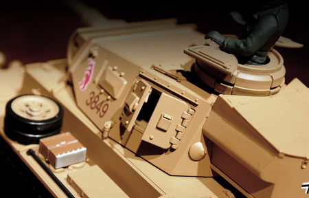 Czołg Zdalnie Sterowany German Tauch Panzer III Ausf.H 1:16 RTR 2,4Ghz Model RC | 3849-1U HENG LONG