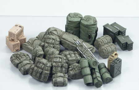 Modern US Military Equipment Set 1:35 | Tamiya 35266