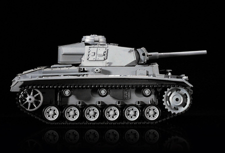 Czołg Zdalnie Sterowany German Panzerkampfwagen III PzKpfw III Ausf.L.SD.KFZ.141-1 1:16 RTR 2,4Ghz Model RC | 3848-1U HENG LONG
