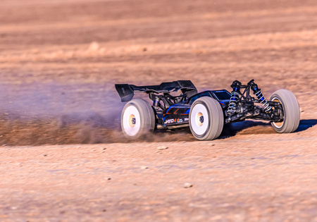 Traxxas Jato 4x4 VXL-4S 1/8 Brushless Pomarańczowy Samochód Zdalnie Sterowany Model RC | 90386-4