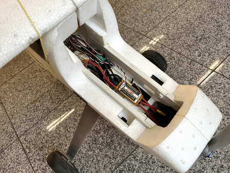 Samolot piankowy ARF (1630mm)