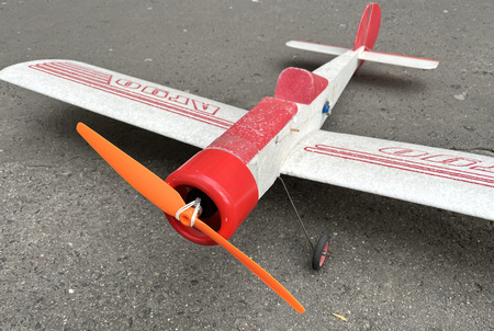 Samolot piankowy Argo ARF (980mm)
