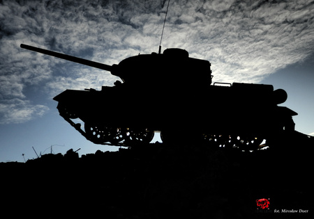 Czołg T-34/85 1:16 V.7 | 3909-1B-2,4 HENG LONG