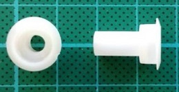 Plastikowa tuleja montażowa pod śrubę M4 - GS03