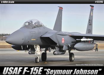 F-15E SEYMOUR JOHNSOR 1:48| Academy 12295